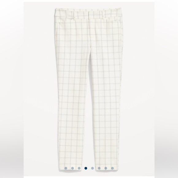 Old navy pant - Picture 3 of 4